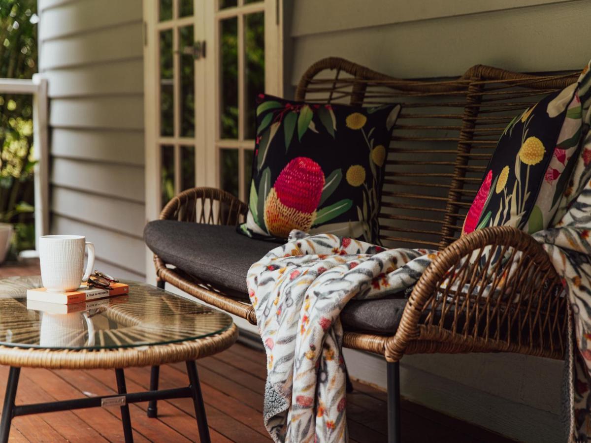 Romantic Cottage, Tamborine Mountain Exterior photo
